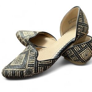 Restricted | Tribal Print Flats